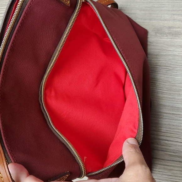 Dooney & Bourke crossbody - Picture 4 of 10